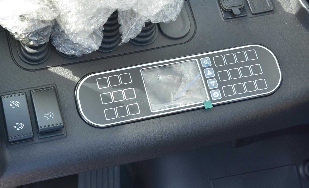 Wózek Widłowy Heli 2,5 T  Diesel Triplex Kabina