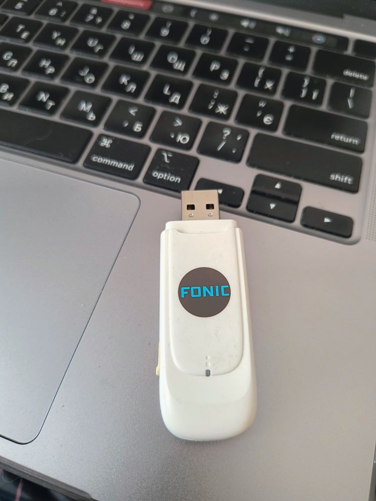 Кишеньковий роутер Huawei Fonic Surf Stick E181 HSDPA
