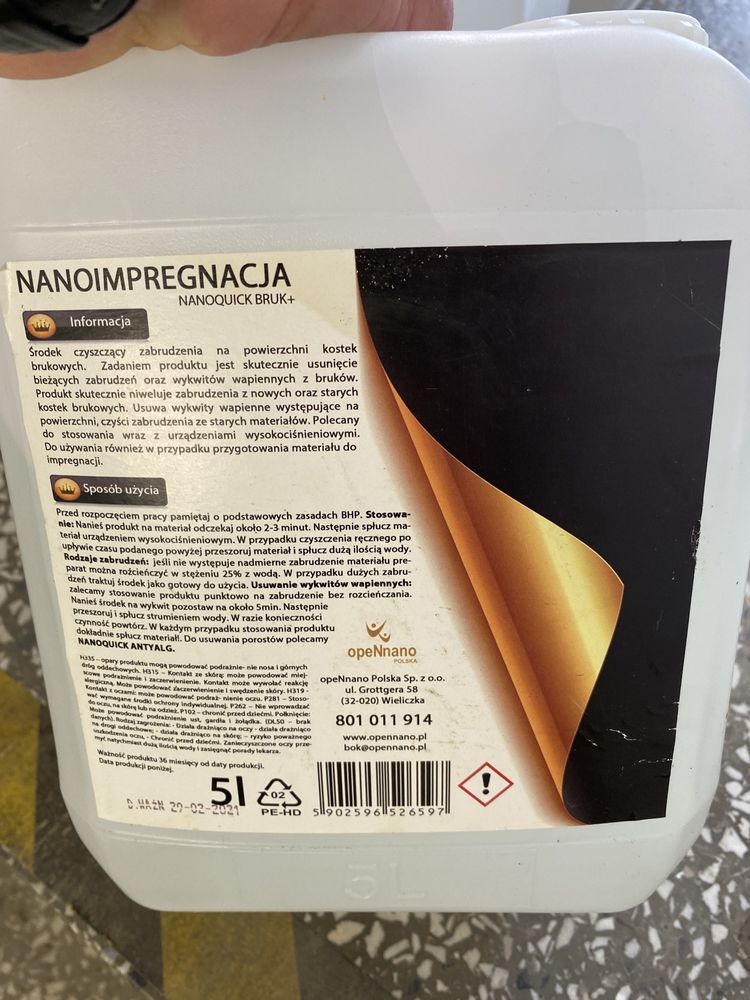 NANOQUICK® BRUK+ preparat do czyszczenia kostki brukowej