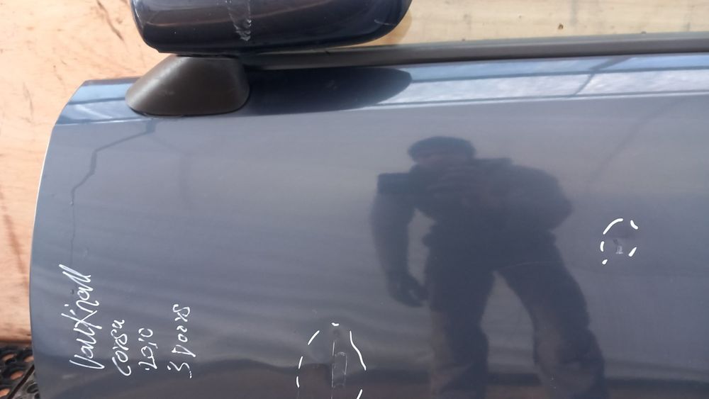 Opel Corsa D  3D  Drzwi Przód Lewy  Z168