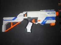 "Pistola" Nerf: 1 euro