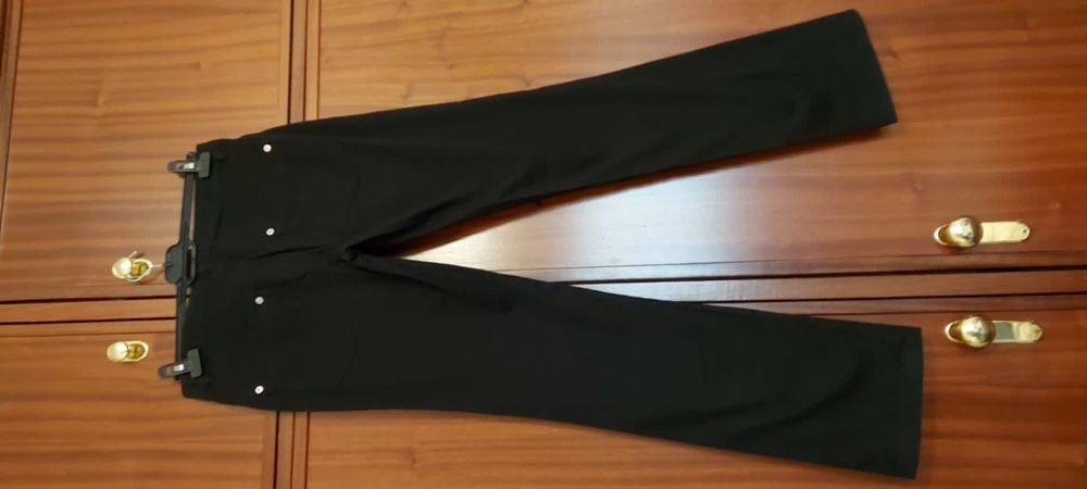 Vendo Calças Benetton 15€