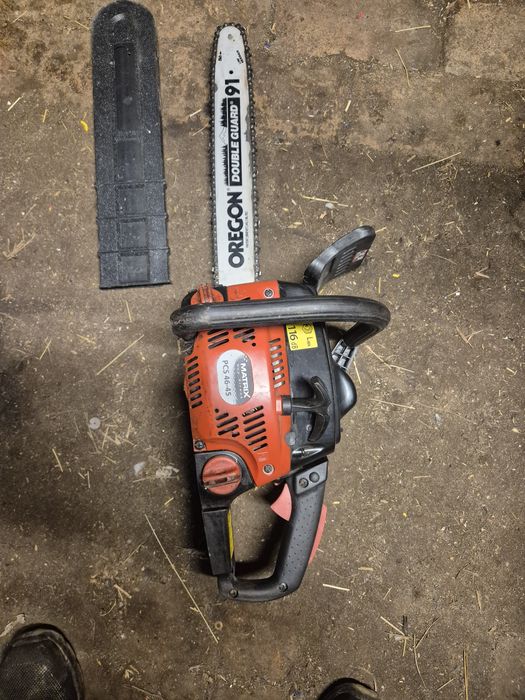 Mała piła spalinowa