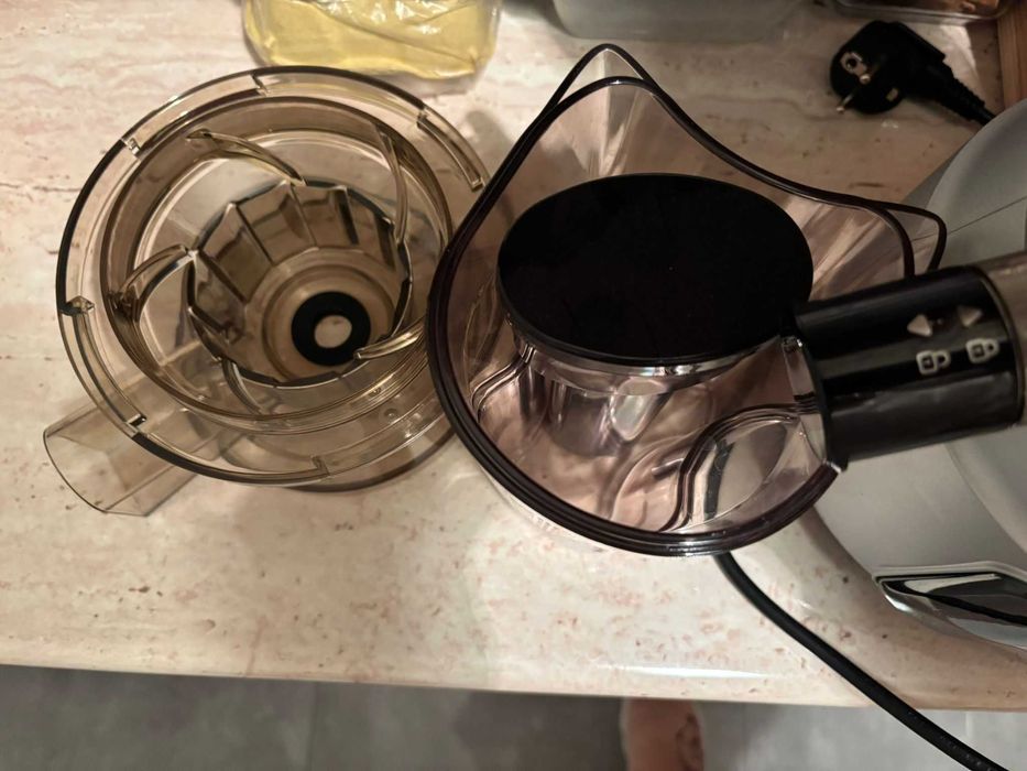 Sprzedam wyciskarkę wolnoobrotową firmy TEFAL
