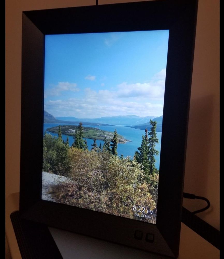 Nixplay 2K Smart Digital Photo Frame 9.7 Inch