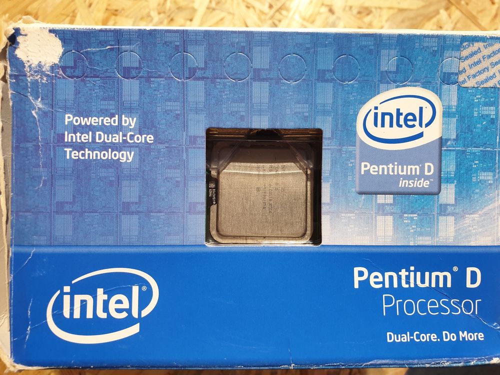 Procesor Pentium® D 2,8 GHz, socket LGA 775 + chłodzenie procesora