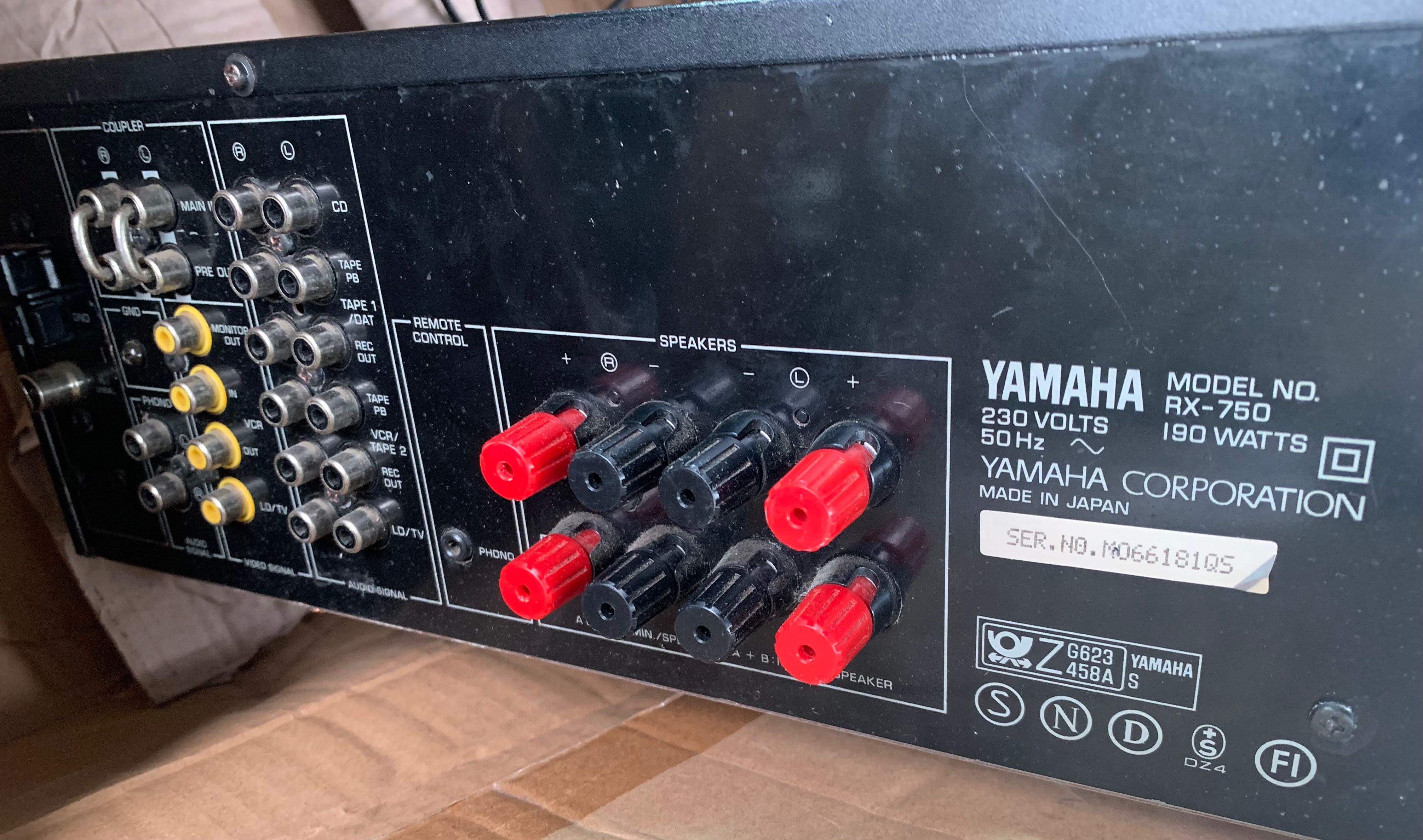 Yamaha stereo receiver RX-750