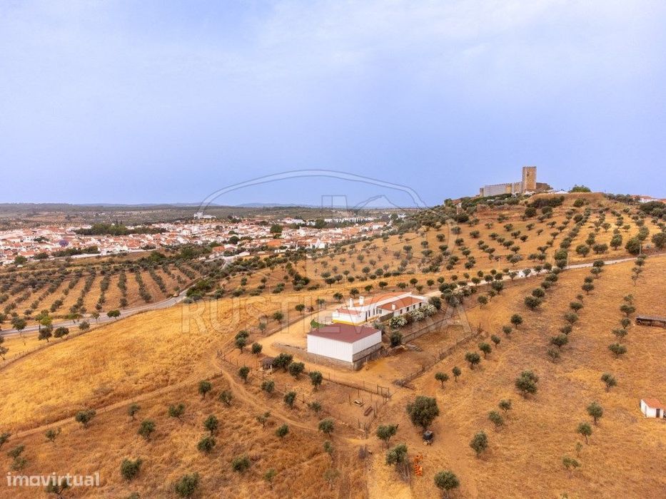 Quinta em Portel - 4,3 Ha de Tradição e Conforto