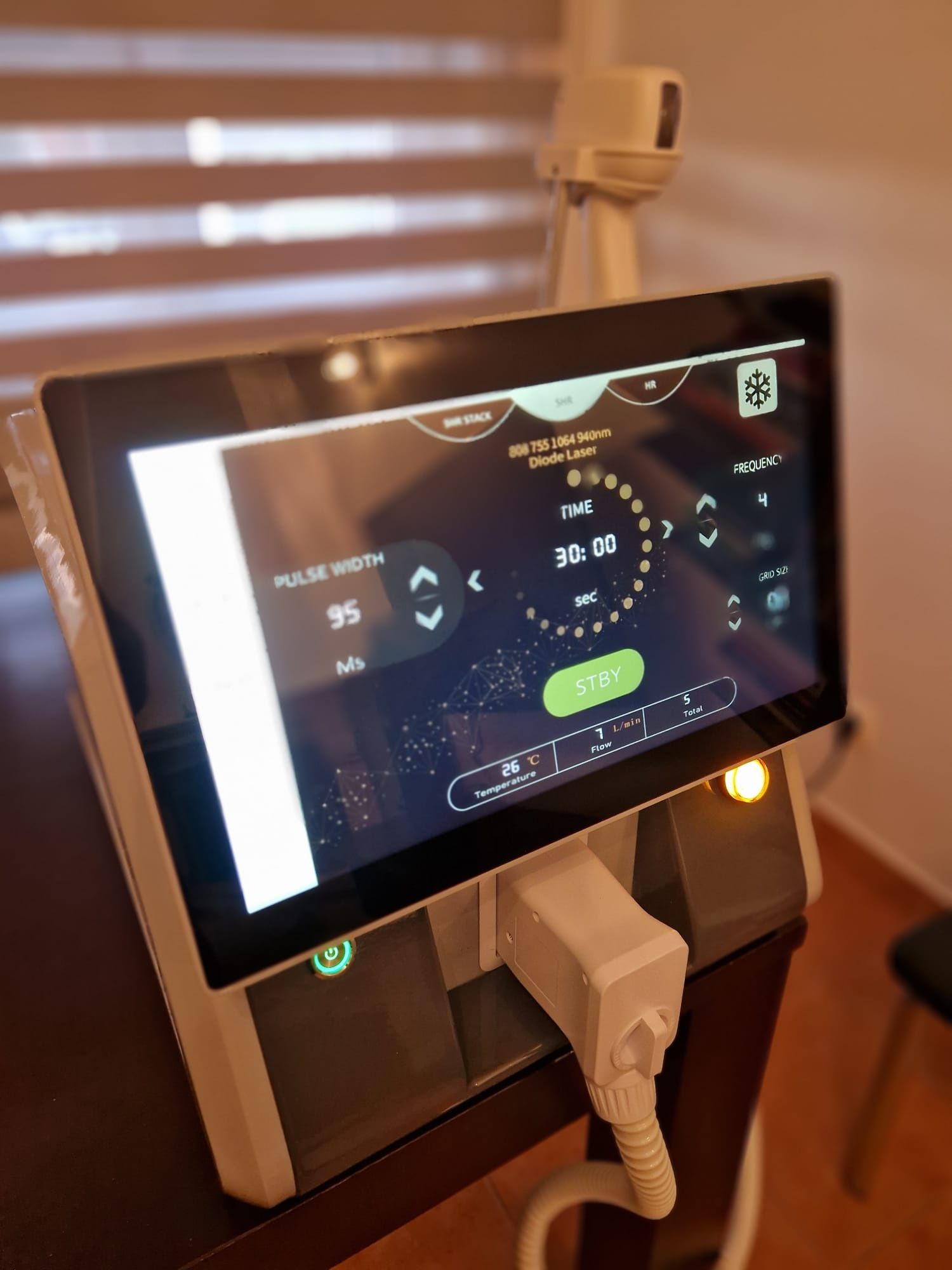 OPORTUNIDADE MÁQUINA depilação a laser 4 ondas