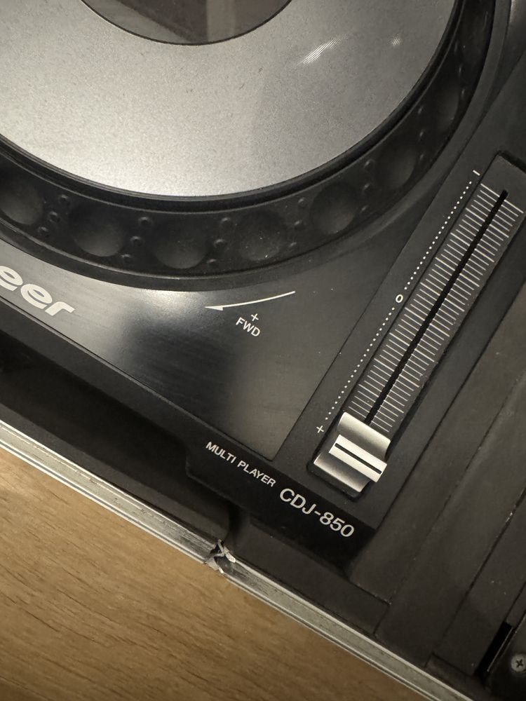 Pionner DJM-750 k+2xPioneer CDJ 850