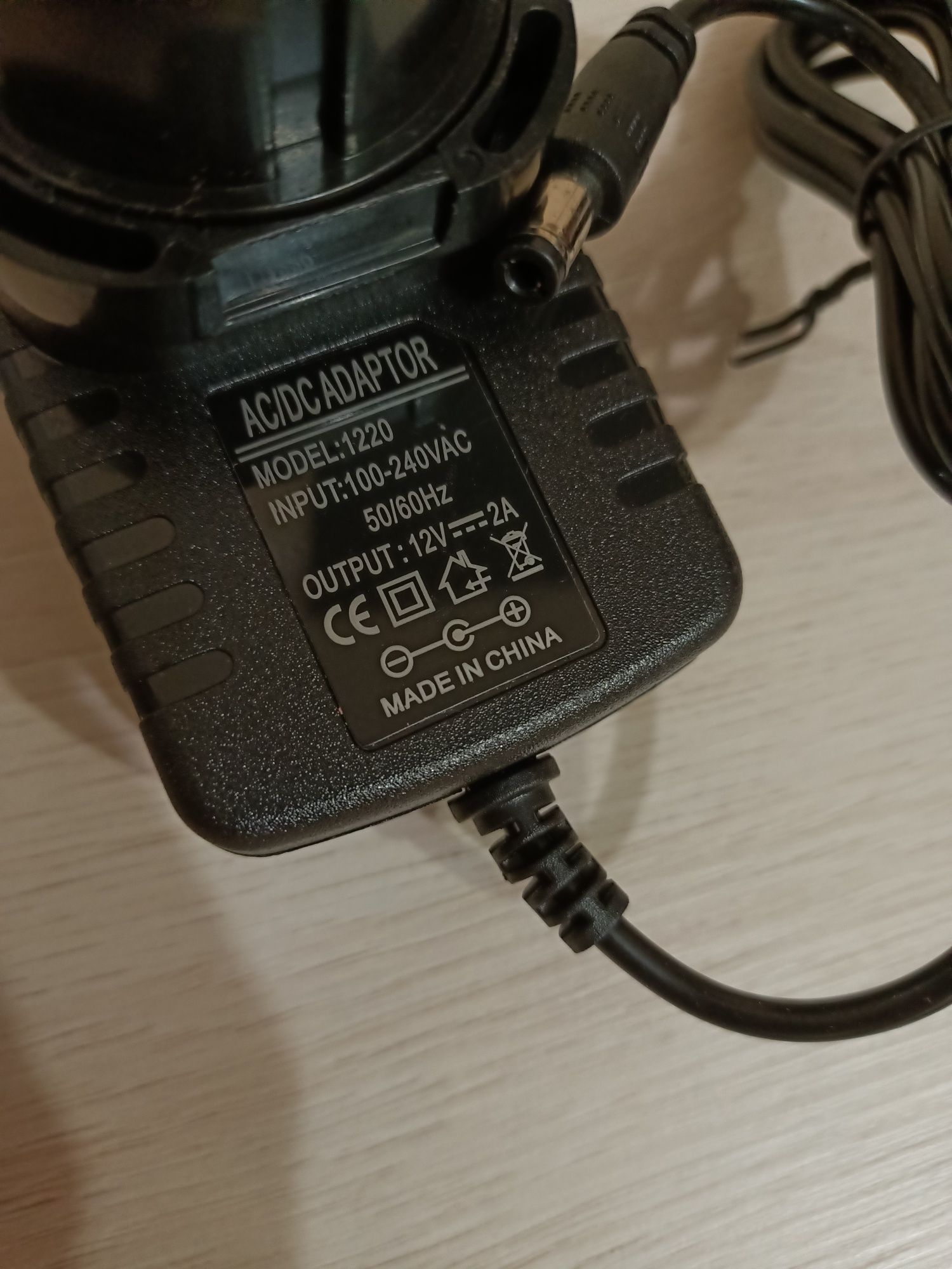 Zasilacz AC/DC Adapter 12V