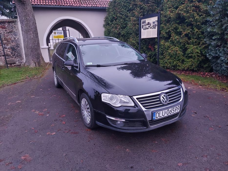 Volkswagen Passat b6 Highline 2,0 tdi 8V ,6 biegów