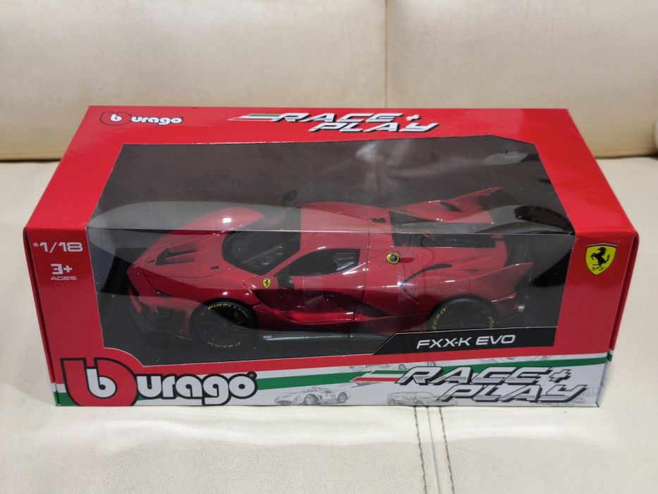 Ferrari FXX-K Evo 1:18 by Bburago