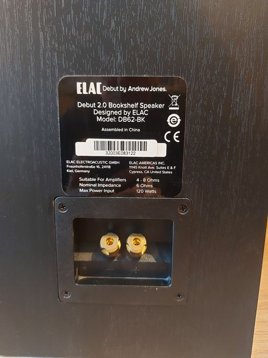 Kolumny podstawkowe Elac debut 2.0 b 6.2+ przewody głośnikowe.