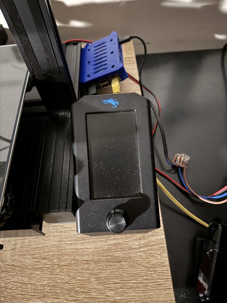 Impressora Ender 3 V2 com muitos extras