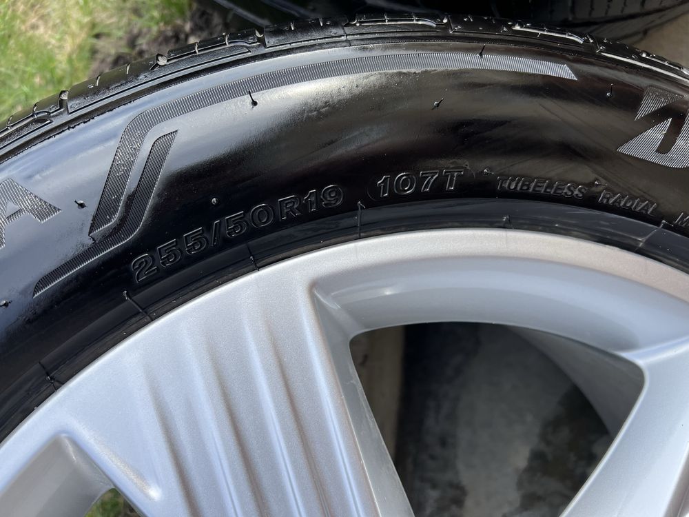 Шини, резина BRIDGESTONE 255/50/19 пара