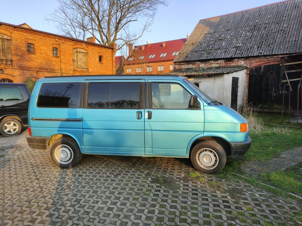 Volkswagen Multivan T4 2.4 1992r