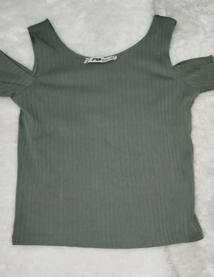 Top com detalhe nos braços New Yorker XS