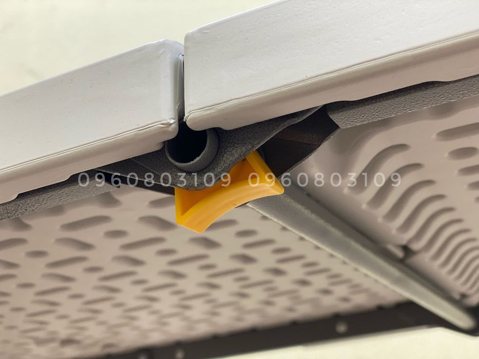 Стіл для пікніка Посилений Пластикова стільниця. Столик Стол пикника