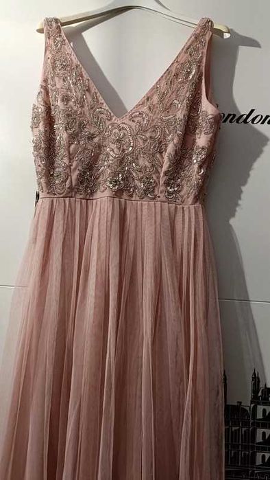 Piękna sukienka na wesele bądź studniówkę S