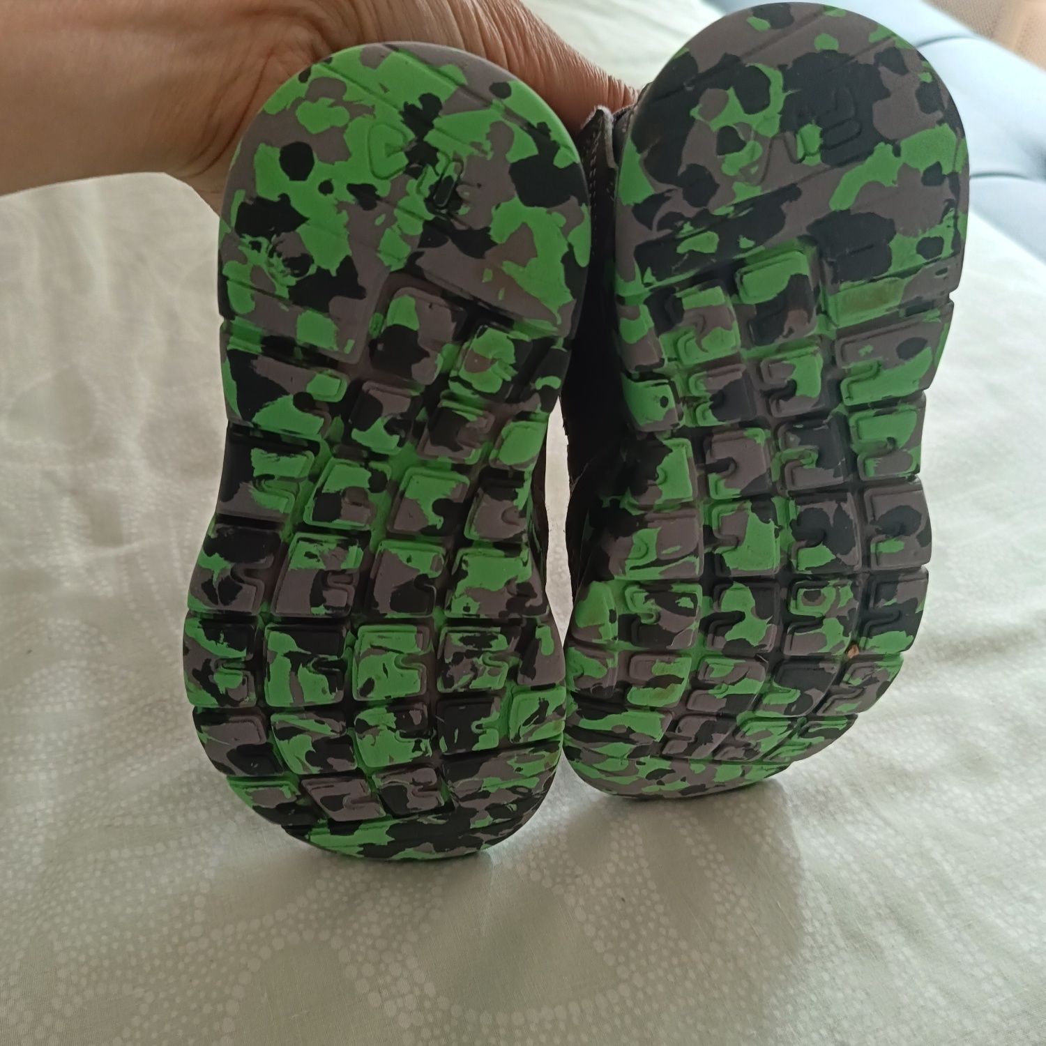Buty FILS r.28 idealny stan