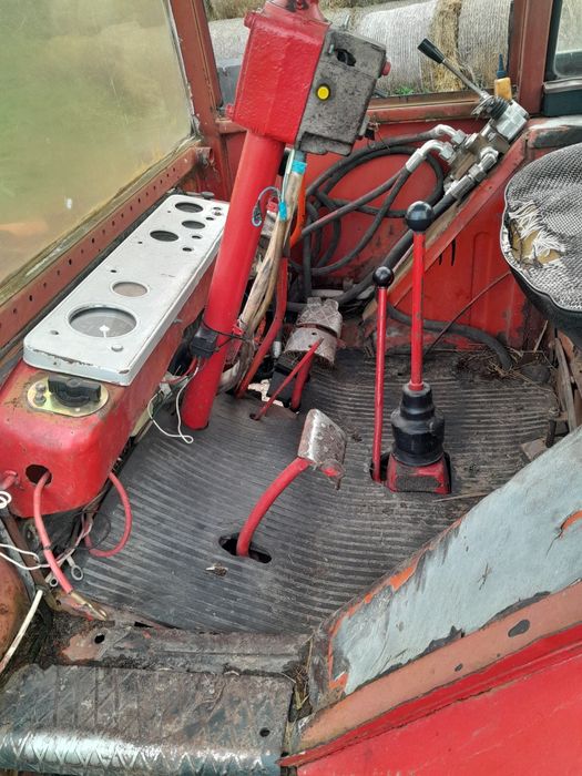 Sprzedam ciągnik władimirec t25 z turem