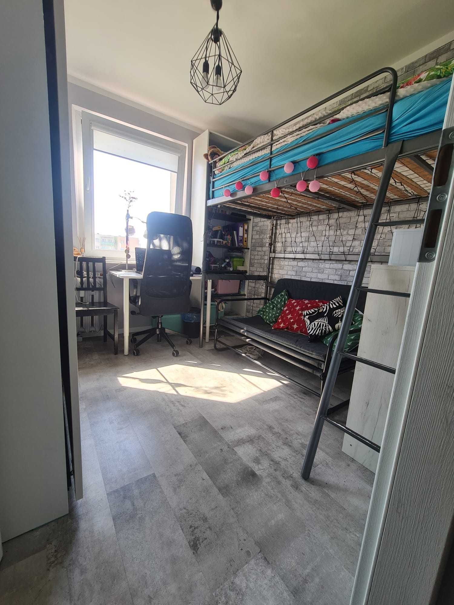 łóżko SVARTA Ikea