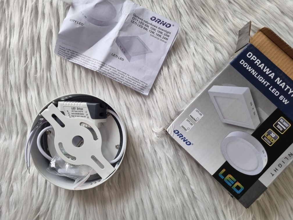 lampka Led, oprawa natynkowa