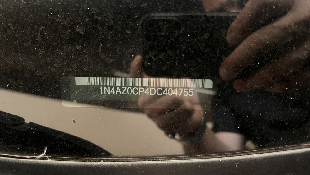 Продам Nissan leaf