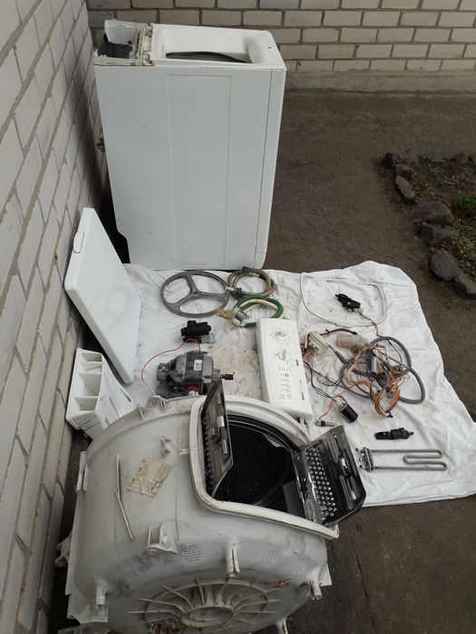 Пральна машина ZANUSSI