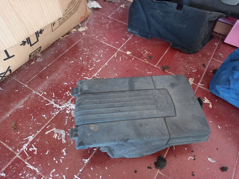 Tampa de motor vw passat 2.0 tdi