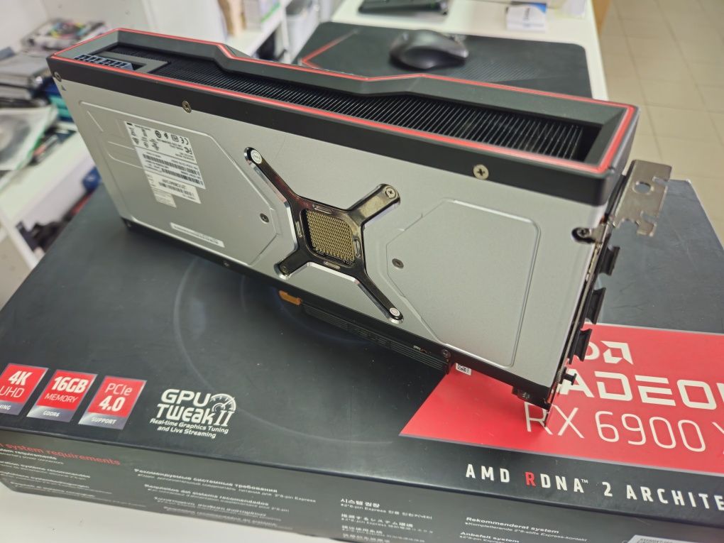 Placa Gráfica ASUS Radeon RX 6900 XT 16GB GDDR6