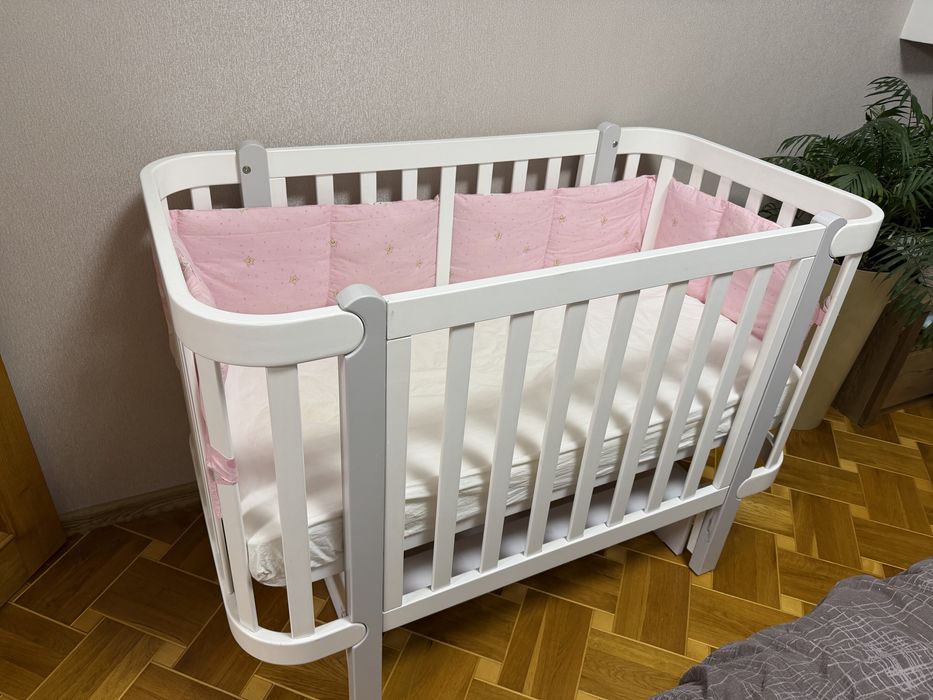 Детская кроватка с маятником Veres Monaco