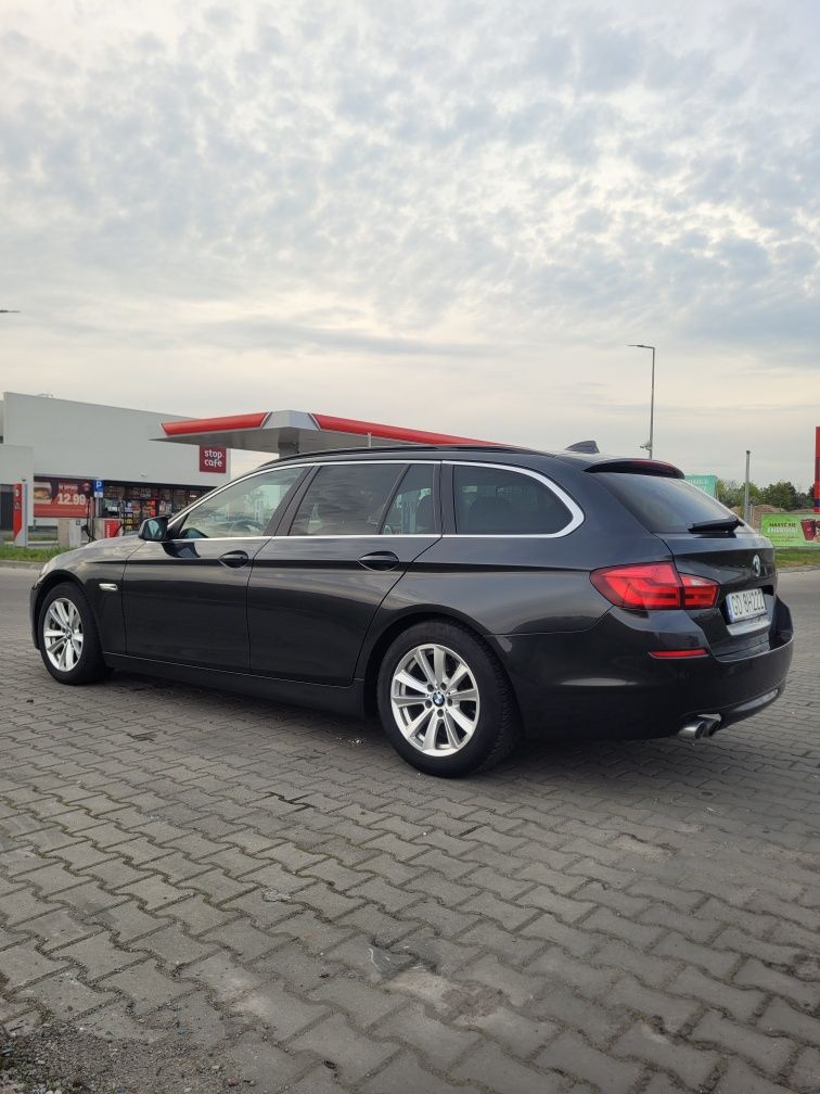 BMW 5 F11 520D *automat* skóra *czarny sufit* xenon*led*navi*