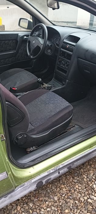 Опель Астра 1.2 купе