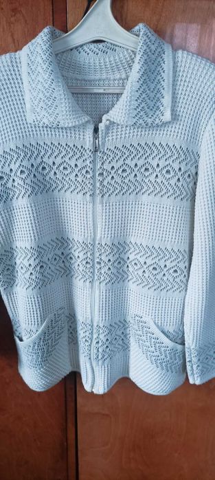 Новая  женская   кофта .