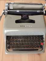 * Olivetti Studio 44 ** Underwood Four Banks