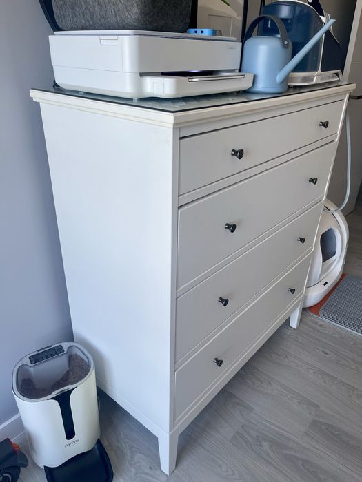 Ikea: Cómoda com 4 gavetas, branca | 104x118cm