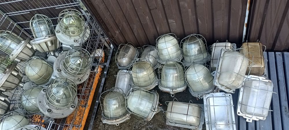 Lampy przemysłowe  PRL