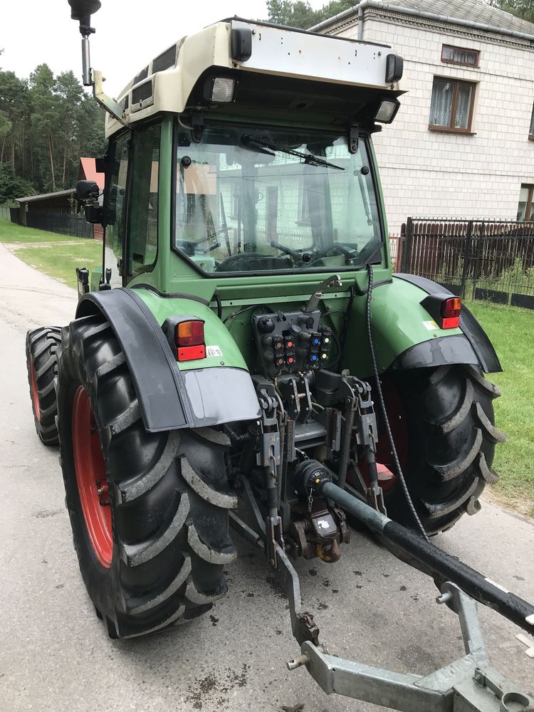 Fendt 209P  Sadownik ,Sadowniczy z ładowaczem czołowym