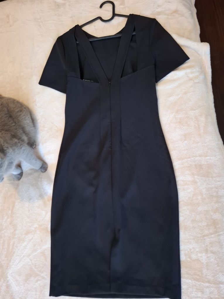Vestido justo preto Zara