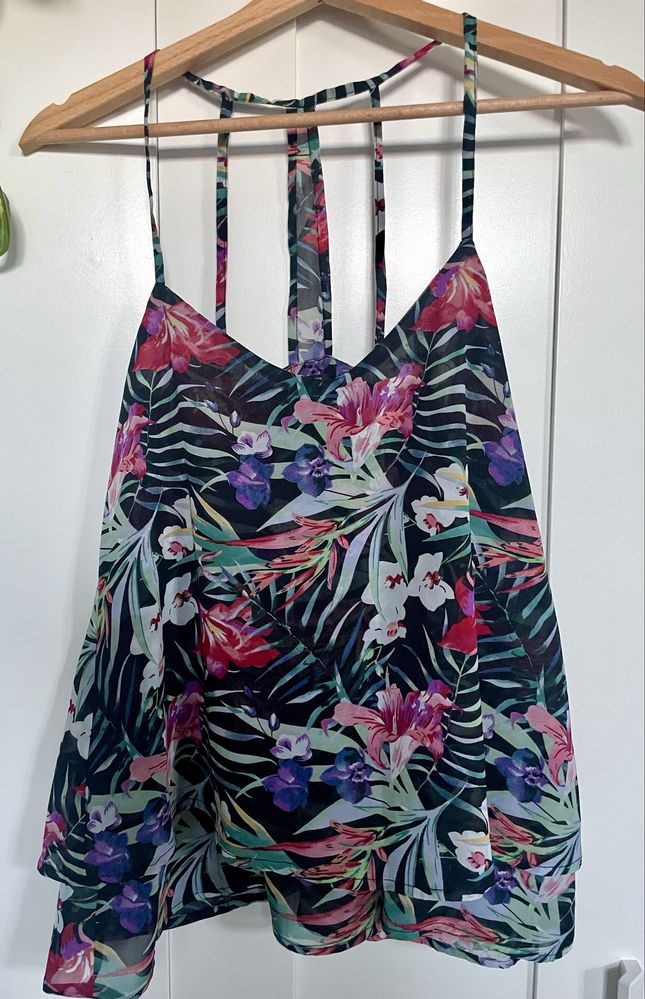 Top w kwiaty Reserved 34