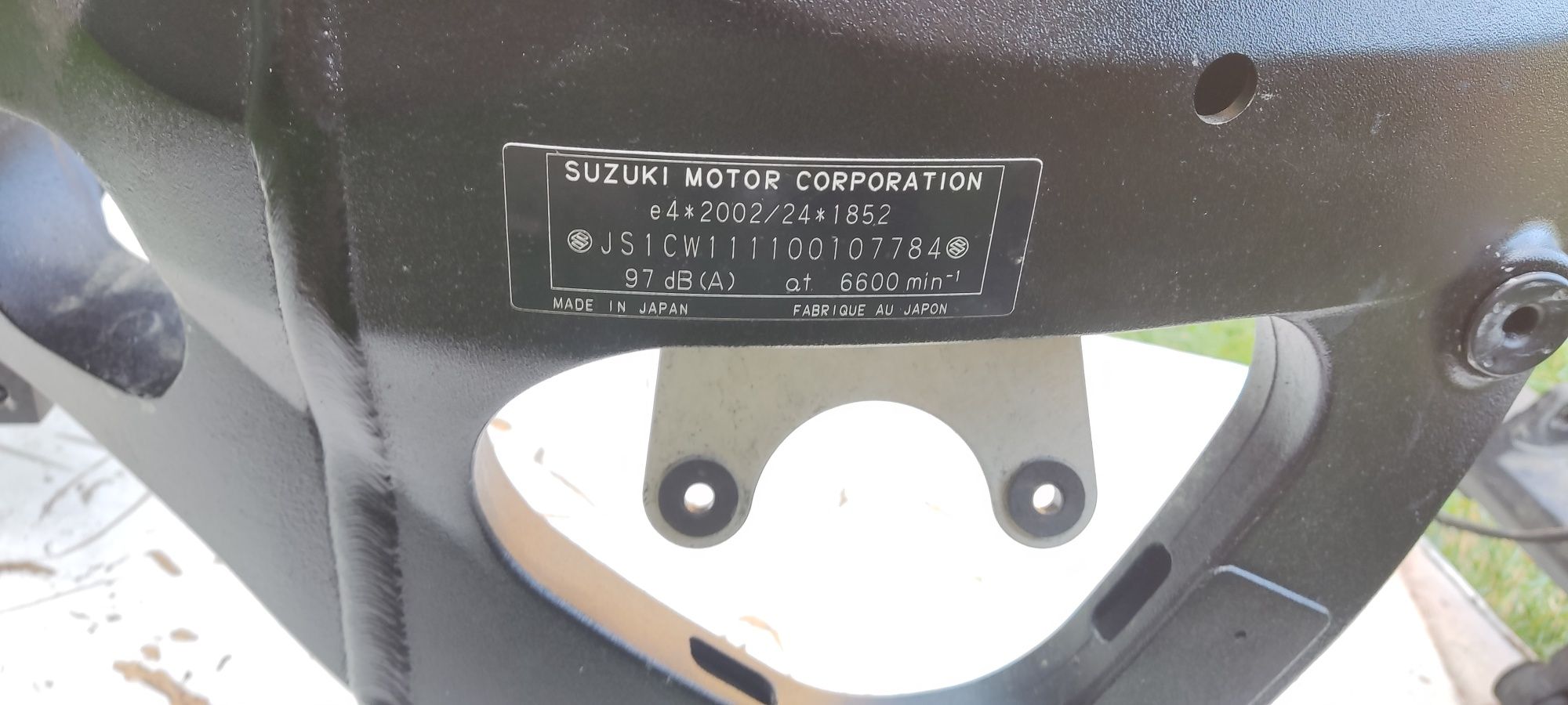 Suzuki GSX-R 750 k8 K9 rama dokumenty