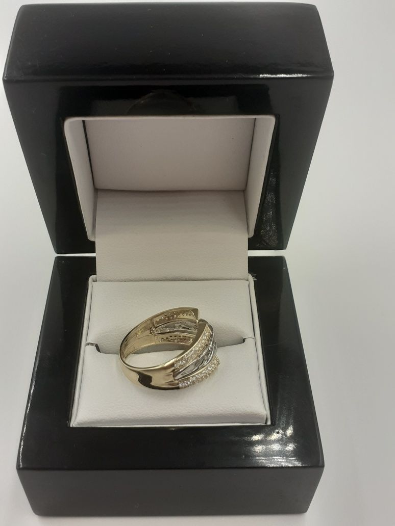 Nowy złoty pierścionek 585 3,25g po 270 za gram