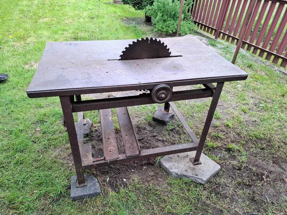Stół do cyrkularki krajzegi