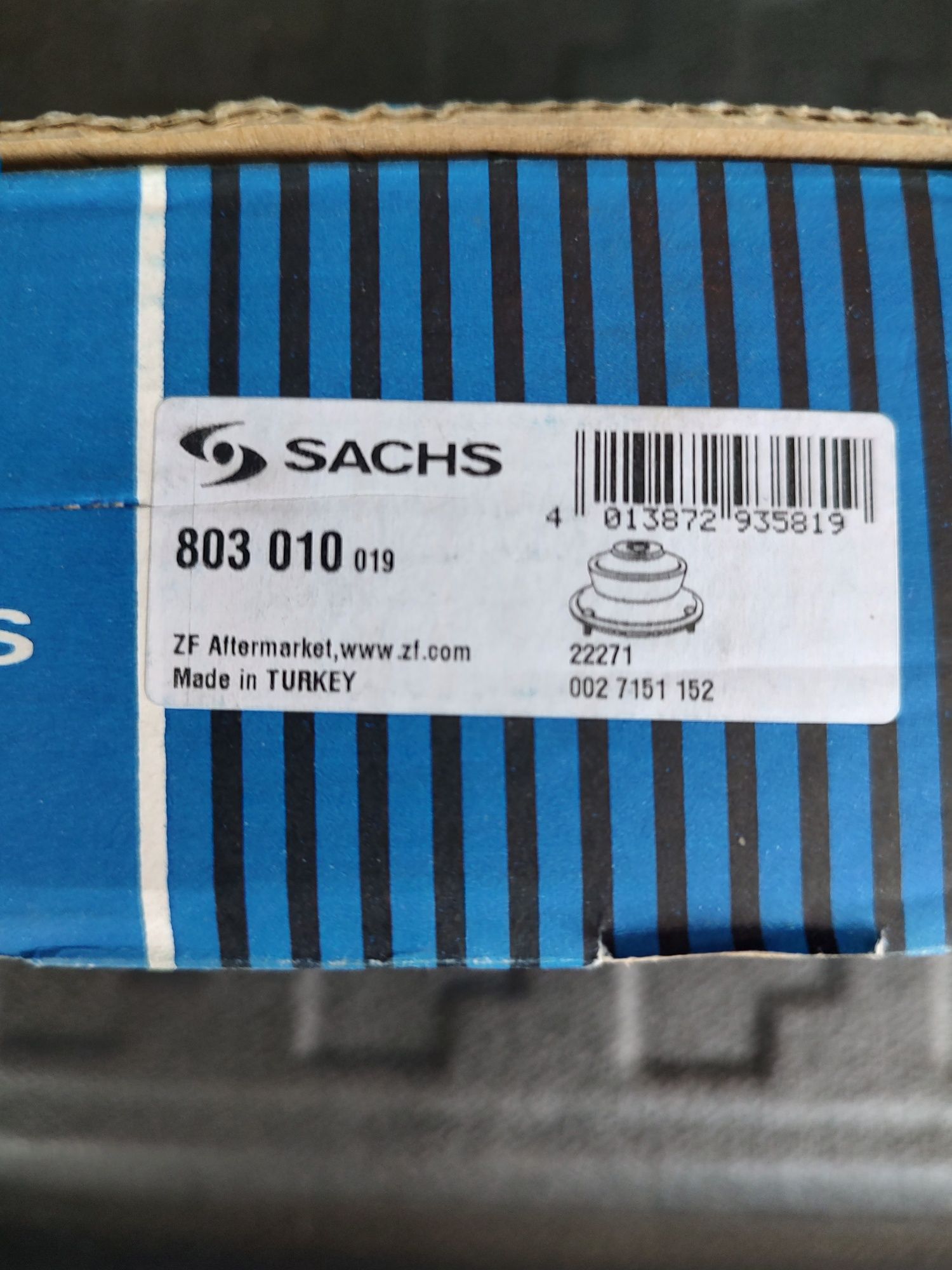 Опоры задних амортизаторов VAG Passat B8 (SACHS)