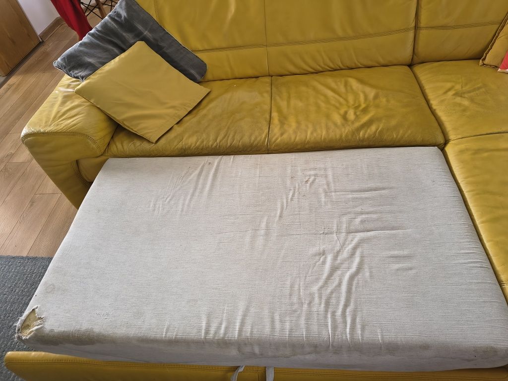 Skórzana sofa z funkcją spania