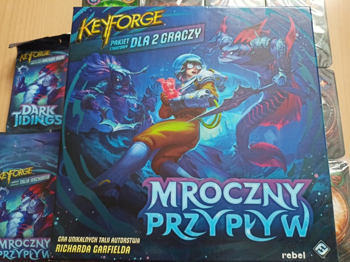 Gra Keyforge Mroczny Przypływ 36 talii