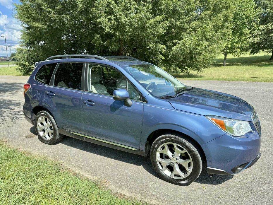 Subaru Forester Touring      2014