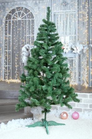 Ялинка в хорошому стані.